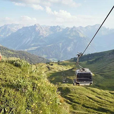 Neues Wood Design Im Herzen Des Bregenzerwalds Apartamento Mellau